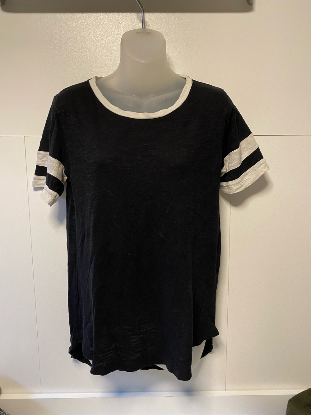 Banana Republic tshirt